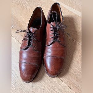Brown Allen Edmonds cap toe shoes